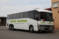 IMG_0280R マジなカンガルーバー搭載の長距離バス。