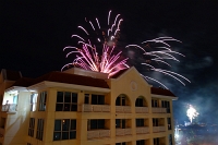 DSC00119 ホテルに帰って紅白をみてウダウダしていたらフィリピンも新年に突入。