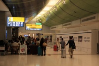 IMG_8769R 無事アブダビに入国。ここからバスでドバイに向かう予定なのですが、