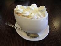 DSC05681 ホットチョコレートというかホットココアという感じですな。