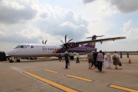 IMG_3350R またまたATR登場。レジから察するに、ベトナム航空からのリースで調達しているのかと。