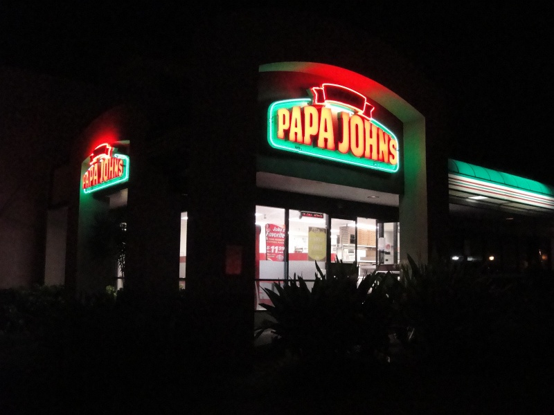 DSC00258 PAPA JOHNSII<BR>
Ẵl^lEEE1lȂbXˁB