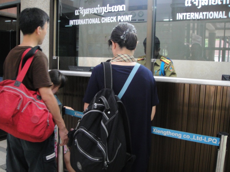 DSC05402 こちらで出国手続き。国際線と国内線の動線が入り乱れててこちらの方がヒヤヒヤするわ。