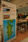 IMG 1082  なんだか空港近隣の海岸のところって別荘地らしいじゃないですか。欲しい、欲しすぎます。でもね、外国人目当てなのか普通に高いのよ。