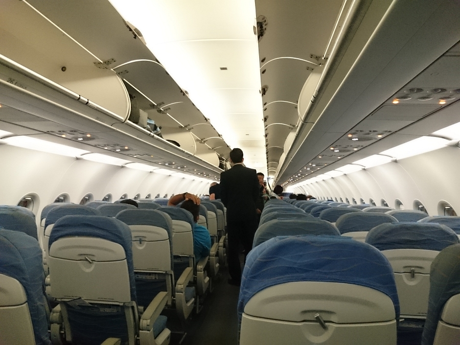 DSC00194 飛行機に乗って向かうのは東京ではなく・・・