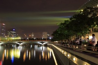IMG_0899R カメラを手にした写真好きがウジャウジャ。ご苦労ご苦労。って、自分も同類ですが。