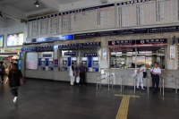 IMG_8110R 切符を買って帰ろうかと思ったところ、次の電車まで意外と時間があることが発覚。