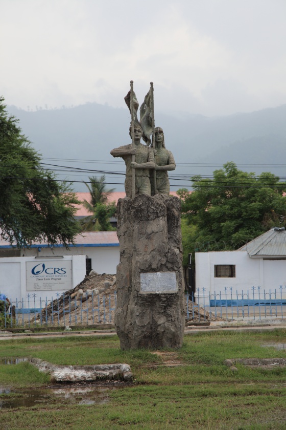 IMG_6623R 東チモ独立記念碑（たぶん）